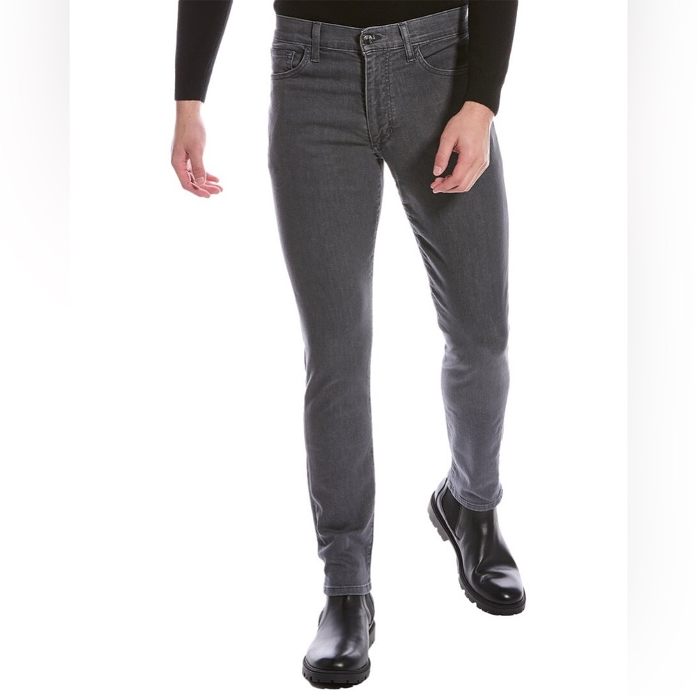 Joe’s Jeans The Tapered Slim 32” - Dewitt